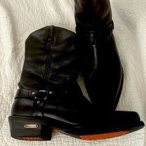 Harley Davidson Men’s High riding boots.